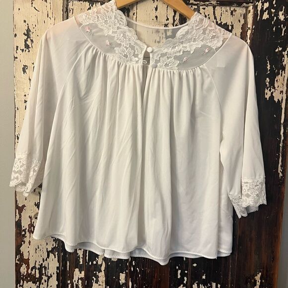 Vintage lace and flower Shadow Line feminine night shirt. Size small. Soft. S. - Picture 1 of 9